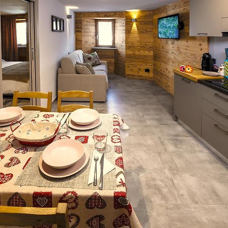 Fenat Apart otel Introd Dış mekan fotoğraf